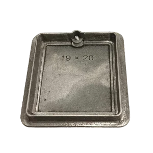 Trappe de ramonage 19X20 cm pour professionnels.